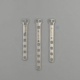 Polyaxial locking T plates 2,4 mm